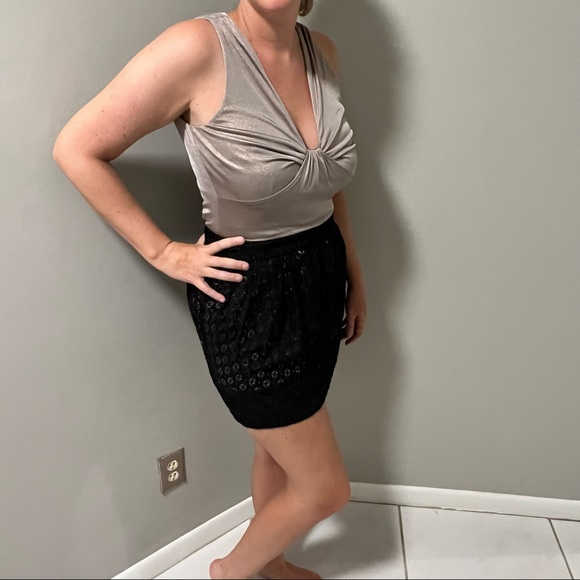 Laundry by Shelli Spiegel Drop Waist Sweetheart Lace Dress - Picture 1 of 9